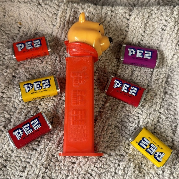 Vintage Winnie the Poo Pez Dispenser with 6 Pez Packets - Picture 3 of 5